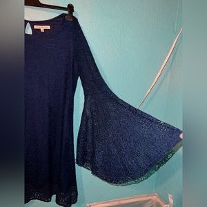 Dress with Bell Sleeves 💙